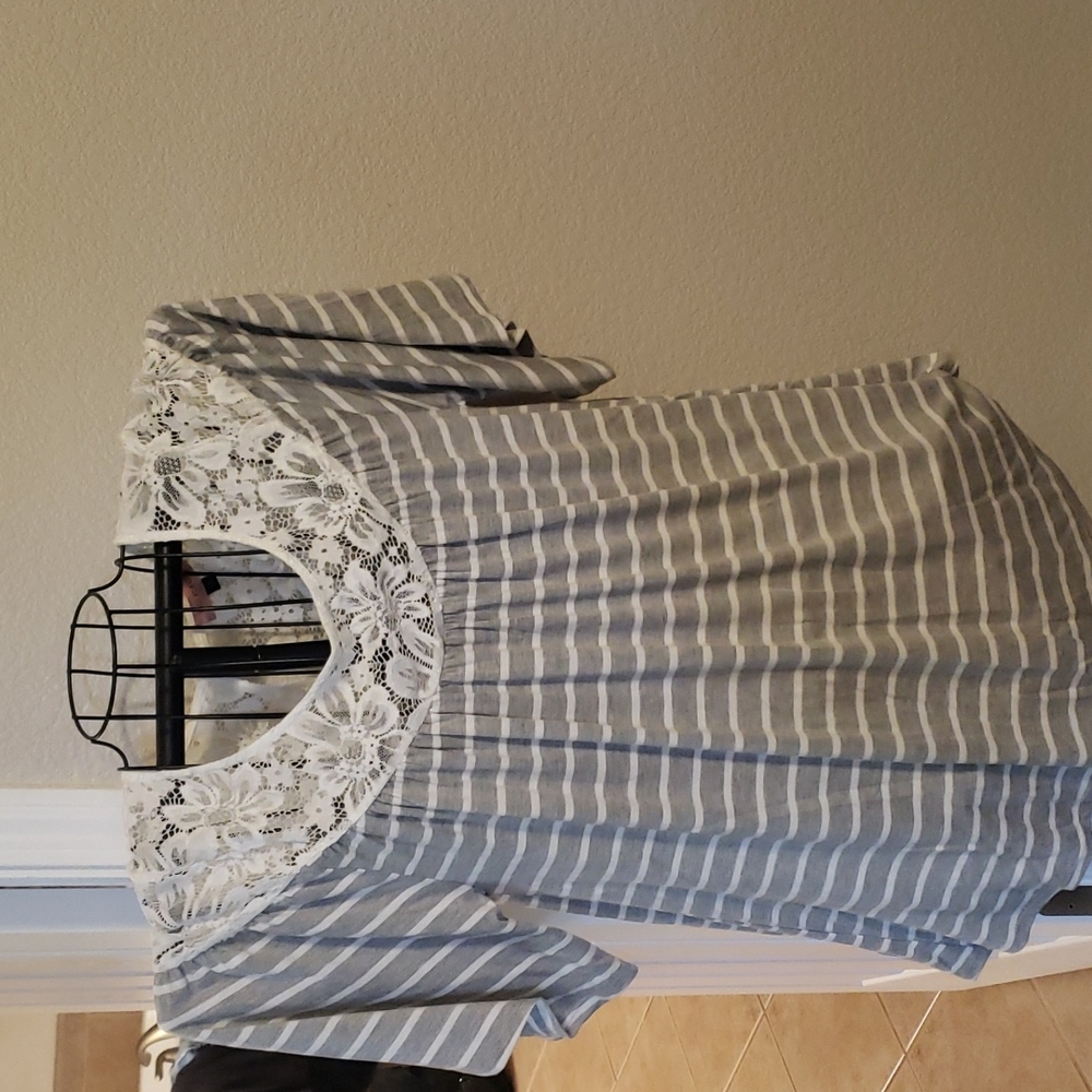 Knit stripe and lace top 1X